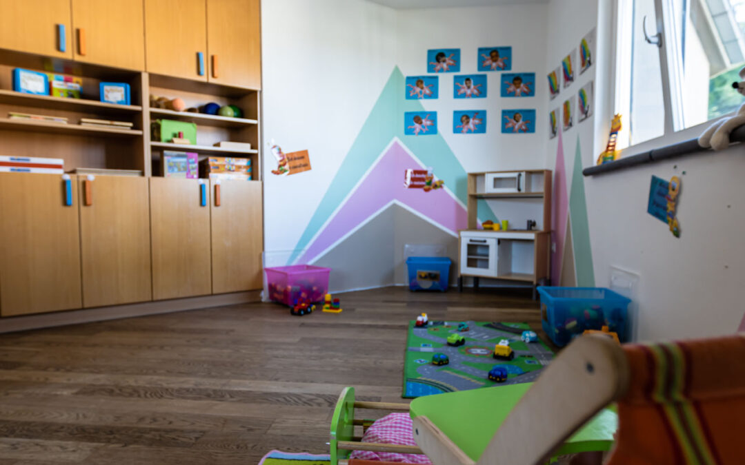 Crèche pour tout-petits à Schifflange : des espaces adaptés pour l’éveil sensoriel et la motricité des enfants de 0 à 4 ans
